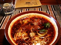 酸辣面-源一咖啡馆(麒麟巷步行街店)