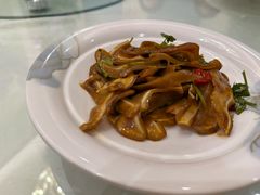 -松沪名灶·豆浆鱼头·新上海菜(飞航吾悦广场店)