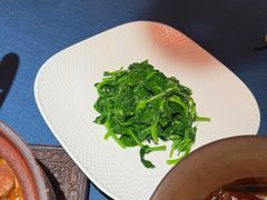 清炒豆苗-老吉堂上海本帮菜(工体店)