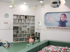 -龙格亲子游泳·水育早教运动中心(绿宝中心)