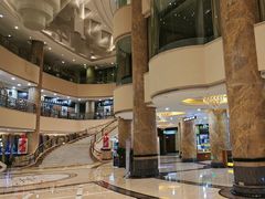 -深圳君逸国际酒店(龙岗横岗塘坑地铁站店)