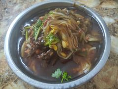 -灵山卢梅燕粉店