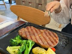 -必胜客(安盛金马店)