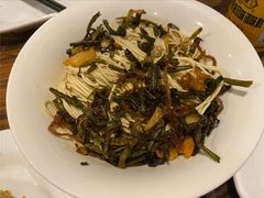 开洋葱油拌面-建国328 本帮小馆·面馆
