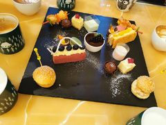 -上海皇廷花园酒店·西餐厅·自助餐
