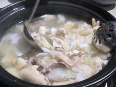 竹笙椰子鸡-百年果林椰子鸡(中洲店)