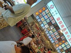 -冶建镜子·老南昌大排档·江西虾王(总店)