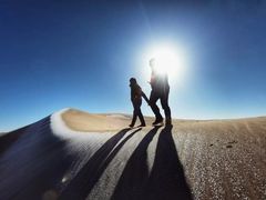 -亿利库布其七星湖沙漠生态旅游区