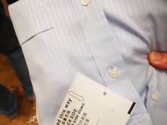 -优衣库(南宁安吉万达广场店)