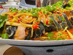 招牌跳水鱼-小河盐帮·私家菜·烤鸭(三元桥·霄云路店)
