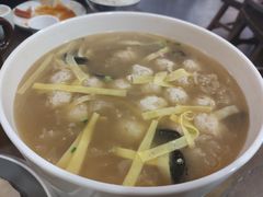 -德彪酒馆围炉串串