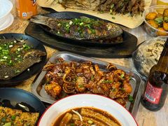 -郑记•不夜城烧烤•龙虾•虾蟹(黄鹤楼店)