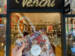 -VENCHI 闻绮(上海佛罗伦萨小镇店)