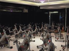 -动泽健身(鹤山广场店)