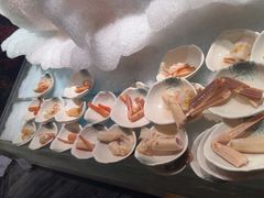 -雍容荟帝王蟹活龙虾展台自助(IFS黑金店)