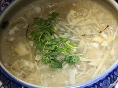 -卢大鲜鱼头捞饭(美利广场店)