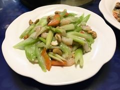 西芹腰果虾仁-东北饺子王(港澳广场购物中心店)