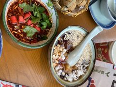 -包整·丝娃娃(一览甲秀楼风景店)