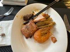 -圣丰索菲特·2 On 988 Café 自助餐厅