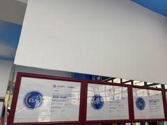 -豪门视光·星趣控·蔡司依视路眼镜代理商(中央大街店)