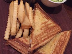 吞拿鱼三明治-食间牛排(湖西路店)