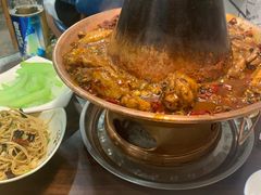 -超越炭火牛蛙火锅鸡(河东店)