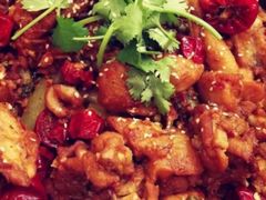 -鲁小三·大骨自助(金山总店)