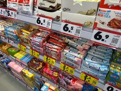 -赵一鸣零食(佛山九江镇信基广场店)