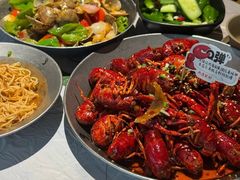 -巴厘龙虾·榜首油焖大虾(音乐学院·沿江酒馆店)