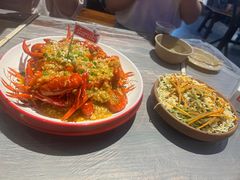-老街烧烤大排档·地道湖北菜·龙虾馆(汉口火车站店)