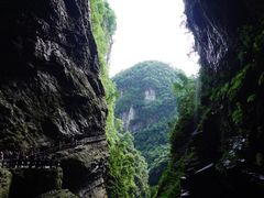 -龙水峡地缝景区