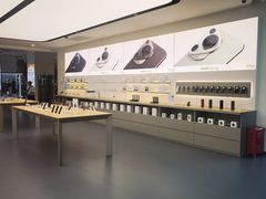 -华为授权体验店(中山公园来福士)