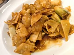 -闫府私房菜(恒隆店)