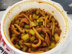 泡菜鸡肉炒米粉-西粉堂新疆米粉(朝外店)