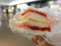 草莓起司三明治-洪瑞珍三明治(忠孝店)