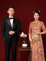 -喜爱高定婚纱摄影