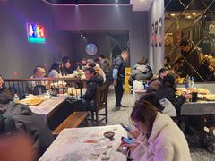 -老街烧烤大排档·地道湖北菜·龙虾馆(汉口火车站店)