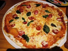 超级至尊披萨-JINNS锦时 steak&pizza(浸信会礼拜堂旧址店)