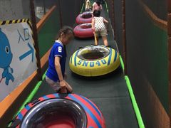 -蒙特利亲子乐园