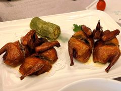 红烧乳鸽-汤臣·空中餐厅·严选粤菜(石湾世博广场店)