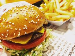火烤双层牛肉特堡-The Habit Burger Grill 哈比特汉堡(复兴soho店)