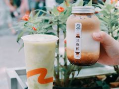 -CoCo都可(湖滨银泰店B区店)