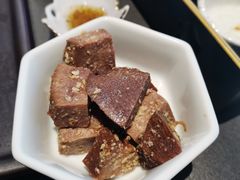 -铭牛烧肉·和牛海鲜自助(高新月牙湖店)