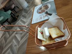 -1981牛排西餐厅(海信店)