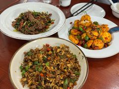 -湖南人家湘菜馆(镇江路店)