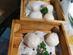 虾饺皇-粤港湾砂锅粥·宵夜(宝龙店)