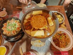 砂锅螺蛳粉凤爪-山四砂锅(太原钟楼街店)