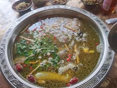 -乙丙丁正宗昭通天麻火腿鸡(总店)