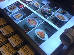 -成都你六姐·牛肉冒菜(城市集市合生汇店)