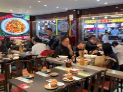 -川流不息·地道川菜·小龙虾(松东路店)